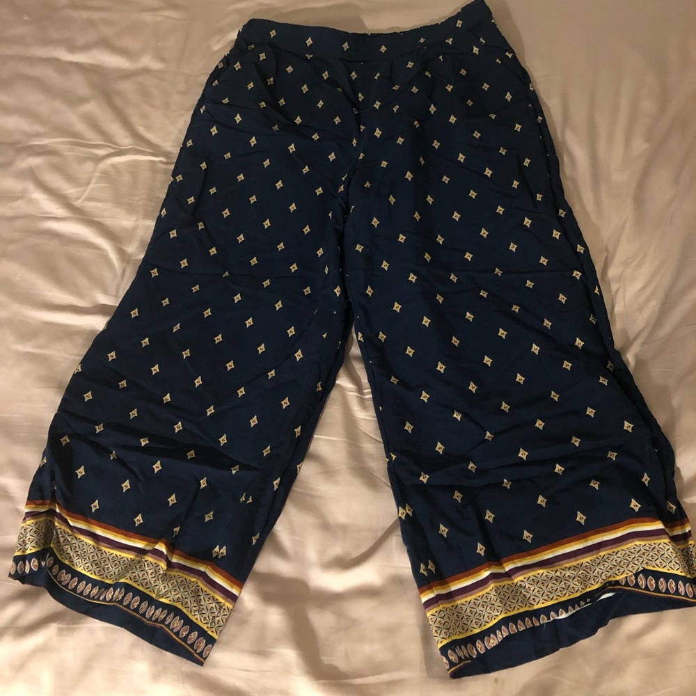 a.n.a high waisted wide legged pants size large